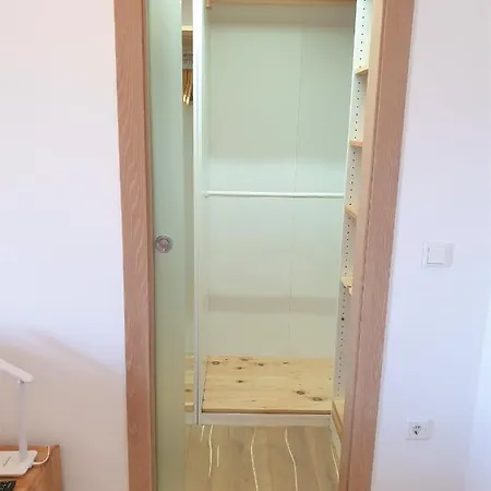 Haus Am Weinberg 아파트 제키르헨 암 발레르제