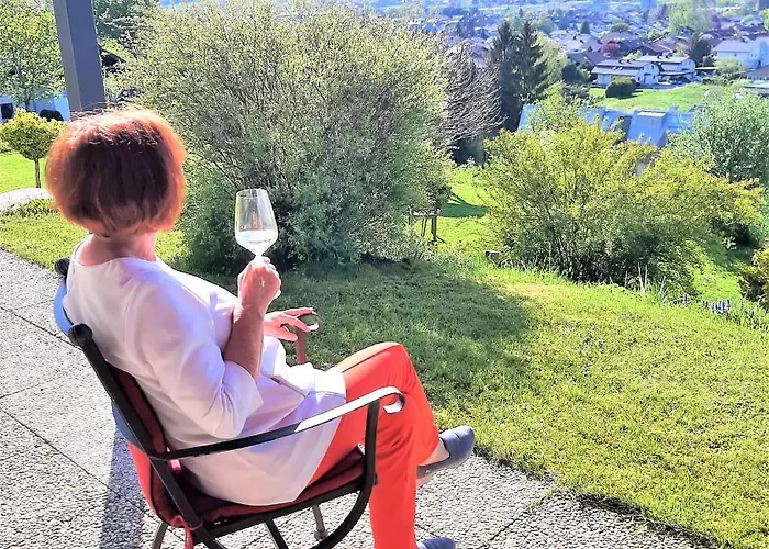 アパート Haus Am Weinberg